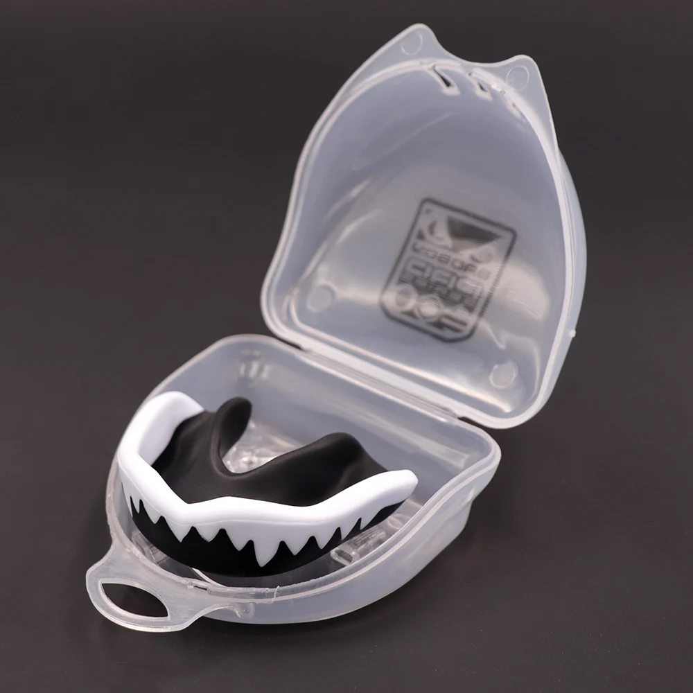 P2 COYOCO Sports Mouthguard Black White